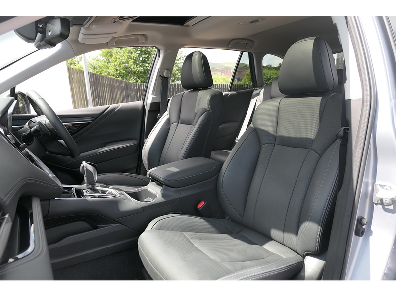 Subaru 2.5i Touring Estate 5dr Petrol Lineartronic 4WD Euro 6 (s/s) (169 ps)