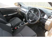 Suzuki Vitara Boosterjet MHEV SZ-T 