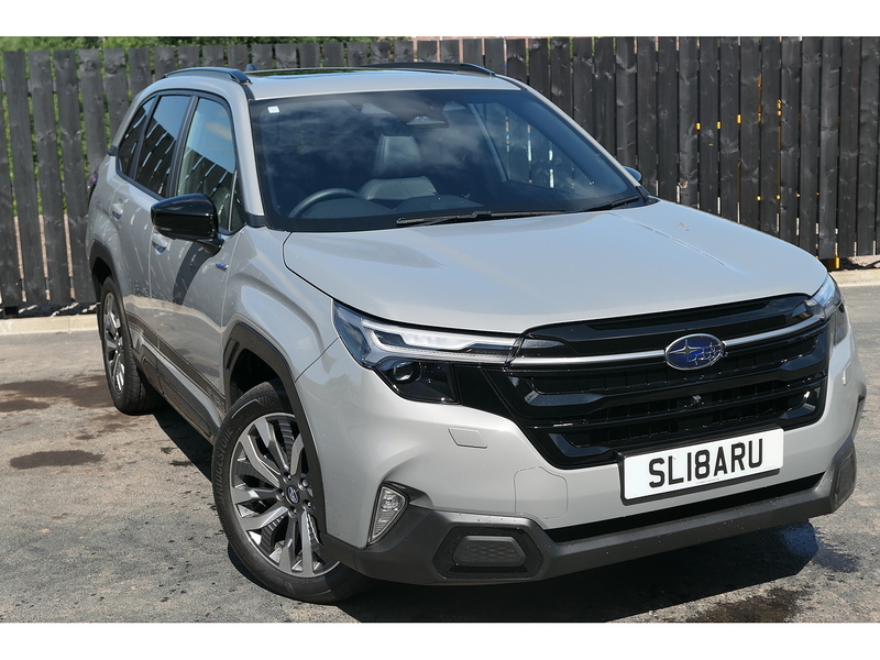 Subaru 2.0 i e-Boxer Touring SUV 5dr Petrol Hybrid Lineartronic 4WD Euro 6 (s/s) (136 ps)