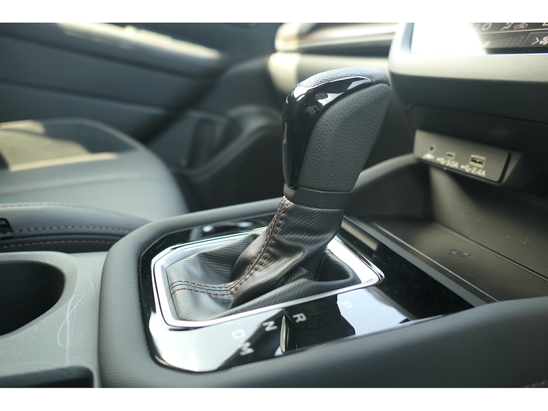 Subaru 2.0 i e-Boxer Touring SUV 5dr Petrol Hybrid Lineartronic 4WD Euro 6 (s/s) (136 ps)