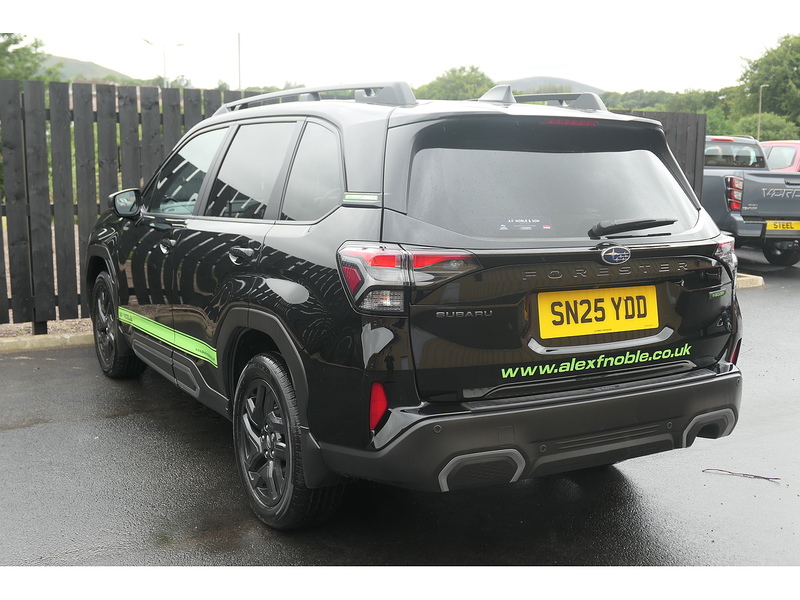 Subaru 2.0 i e-Boxer Field SUV 5dr Petrol Hybrid Lineartronic 4WD Euro 6 (s/s) (136 ps)