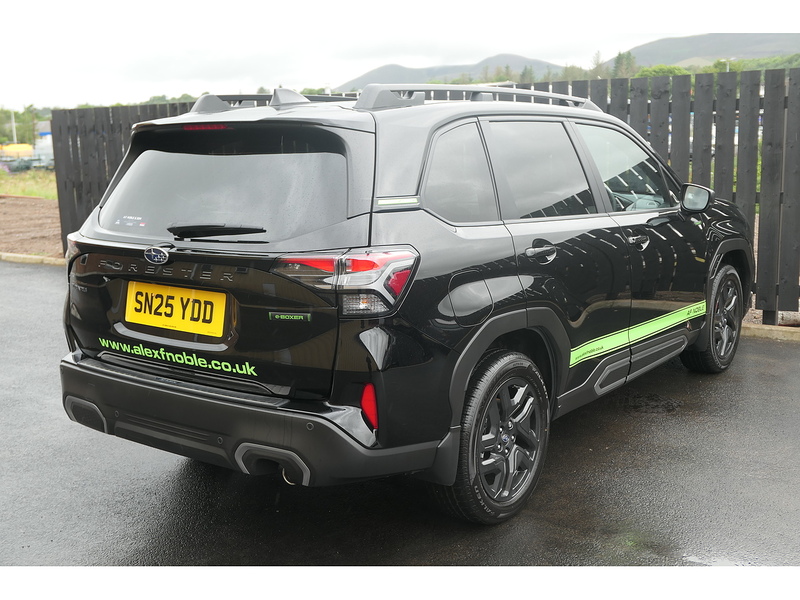 Subaru 2.0 i e-Boxer Field SUV 5dr Petrol Hybrid Lineartronic 4WD Euro 6 (s/s) (136 ps)