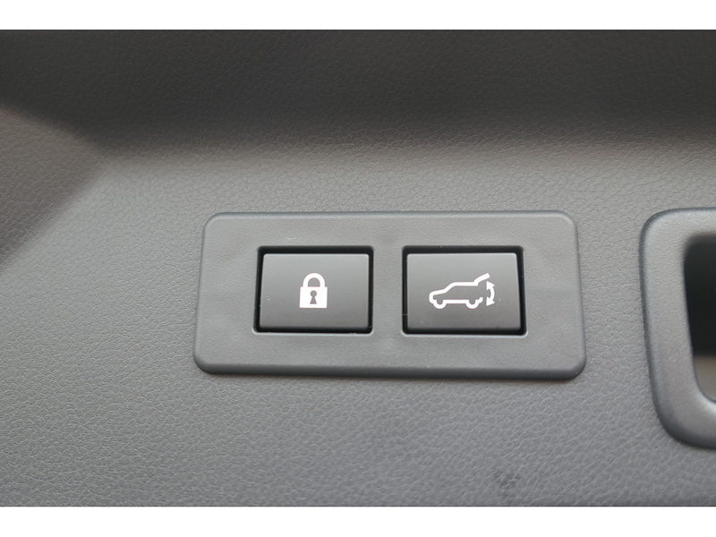 Subaru 2.0 i e-Boxer Field SUV 5dr Petrol Hybrid Lineartronic 4WD Euro 6 (s/s) (136 ps)