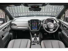 Subaru Forester i e-Boxer Field 