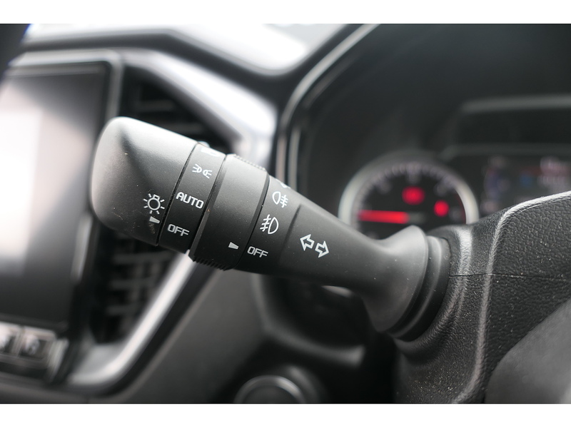 Isuzu 1.9 TD DL40 Pickup Double Cab 4dr Diesel Auto 4WD Euro 6 (s/s) (164 ps)