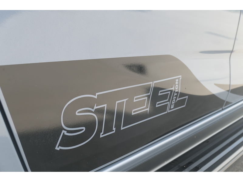 Isuzu 1.9 TD V-Cross Steel Edition Pickup Double Cab 4dr Diesel Auto 4WD Euro 6 (s/s) (164 ps)