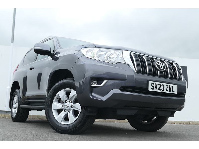 Toyota 2.8D Active (Navi) Panel Van 3dr Diesel Auto 4WD SWB Euro 6 (s/s) (204 ps)