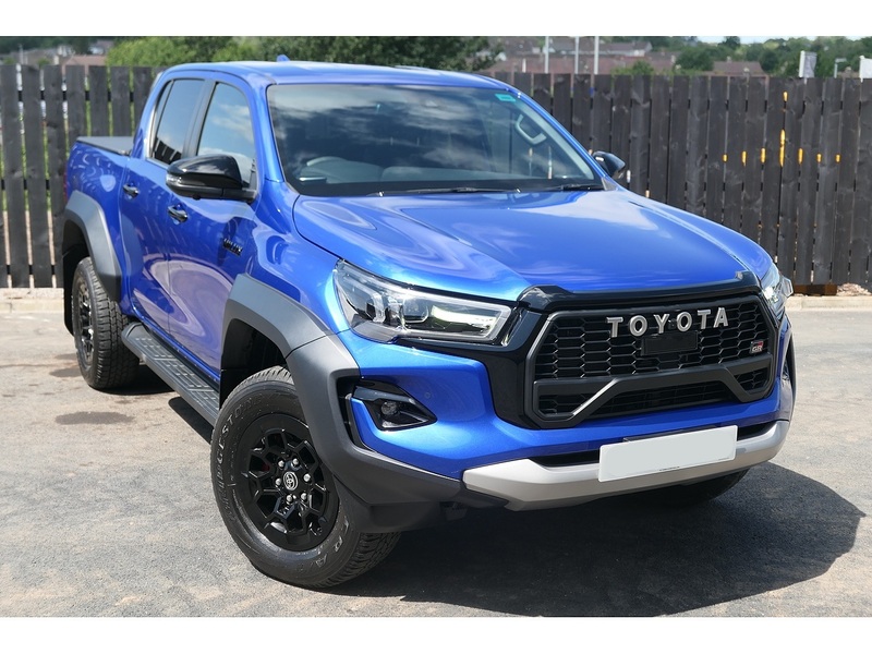 Toyota 2.8 D-4D GR SPORT II Pickup Double Cab 4dr Diesel Auto 4WD Euro 6 (s/s) (204 ps)