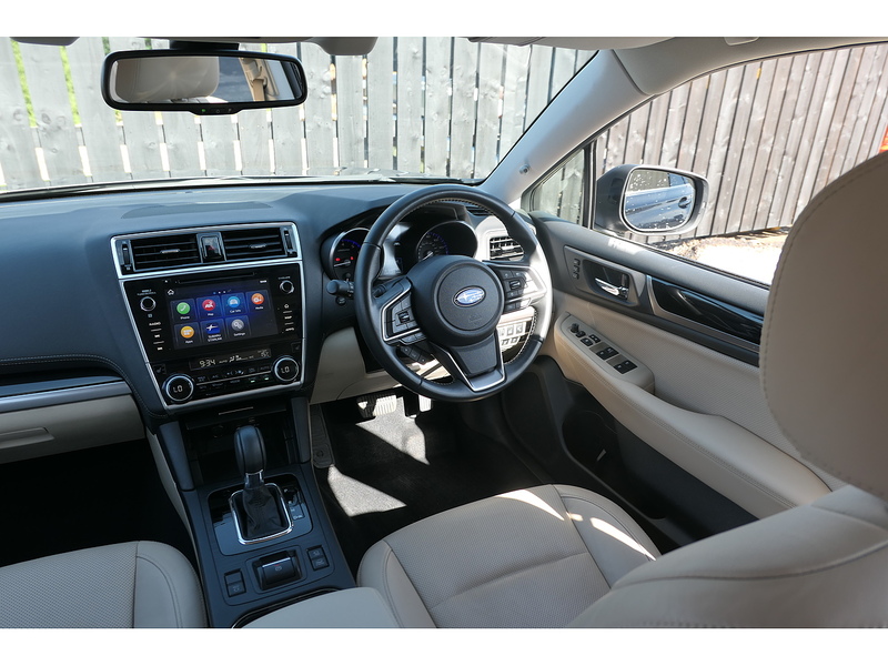 Subaru 2.5i SE Premium Estate 5dr Petrol Lineartronic 4WD Euro 6 (s/s) (175 ps)