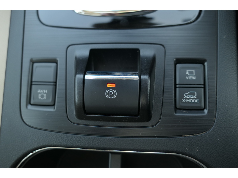 Subaru 2.5i SE Premium Estate 5dr Petrol Lineartronic 4WD Euro 6 (s/s) (175 ps)