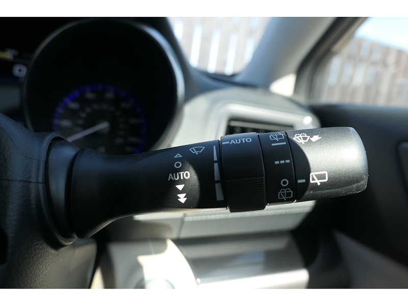 Subaru 2.5i SE Premium Estate 5dr Petrol Lineartronic 4WD Euro 6 (s/s) (175 ps)