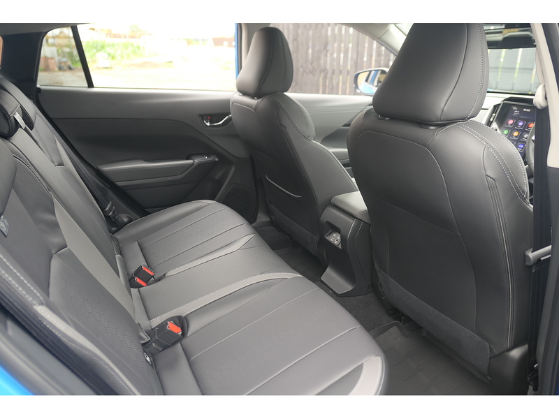 Subaru 2.0 i e-Boxer Touring SUV 5dr Petrol Hybrid Lineartronic 4WD Euro 6 (s/s) (136 ps)