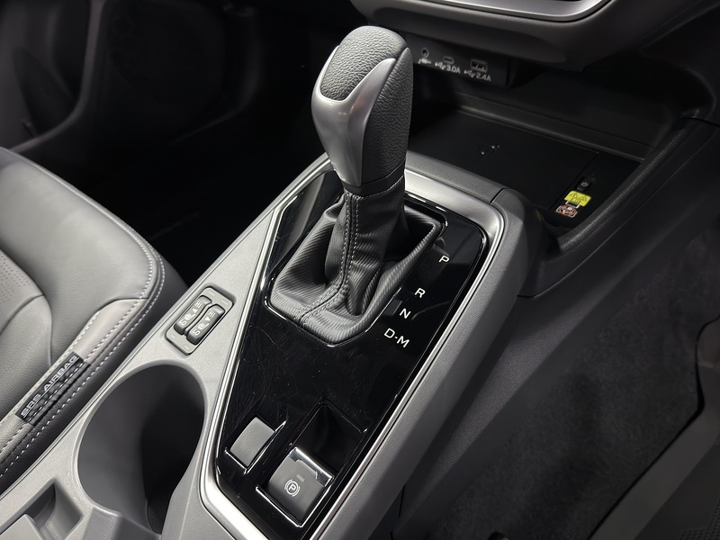 Subaru 2.0 i e-Boxer Touring SUV 5dr Petrol Hybrid Lineartronic 4WD Euro 6 (s/s) (136 ps)