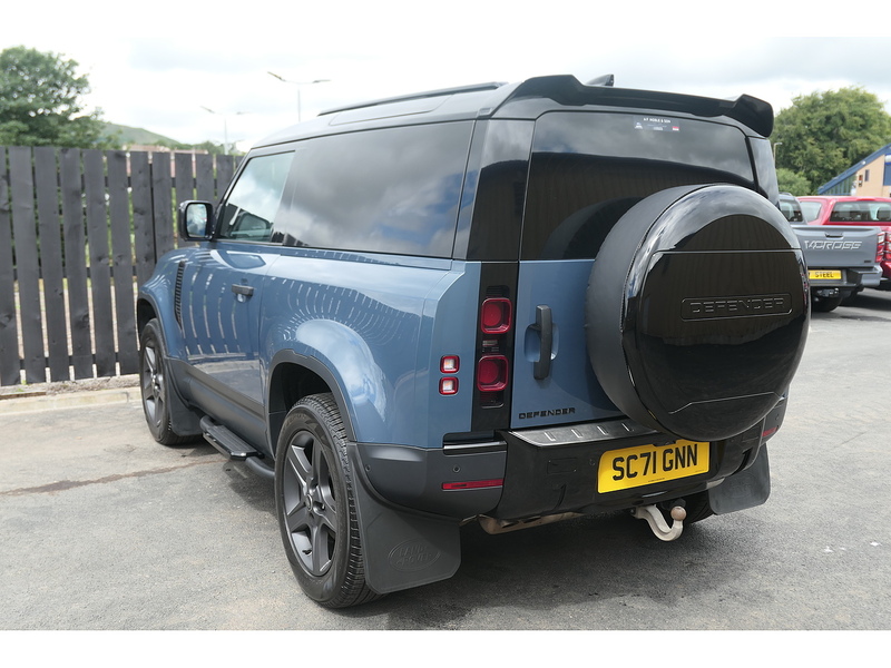 Land Rover 3.0 D200 MHEV Hard Top SUV 3dr Diesel Auto 4WD SWB Euro 6 (s/s) (200 ps)