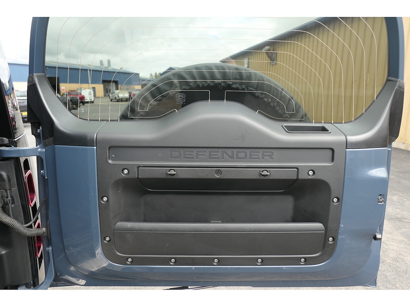Land Rover 3.0 D200 MHEV Hard Top SUV 3dr Diesel Auto 4WD SWB Euro 6 (s/s) (200 ps)