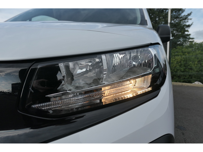 Vauxhall 1.5 Turbo D 2300 Prime Panel Van 5dr Diesel Manual SWB Euro 6 (s/s) (100 ps)