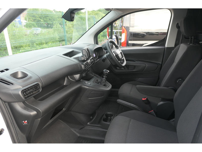Vauxhall 1.5 Turbo D 2300 Prime Panel Van 5dr Diesel Manual SWB Euro 6 (s/s) (100 ps)