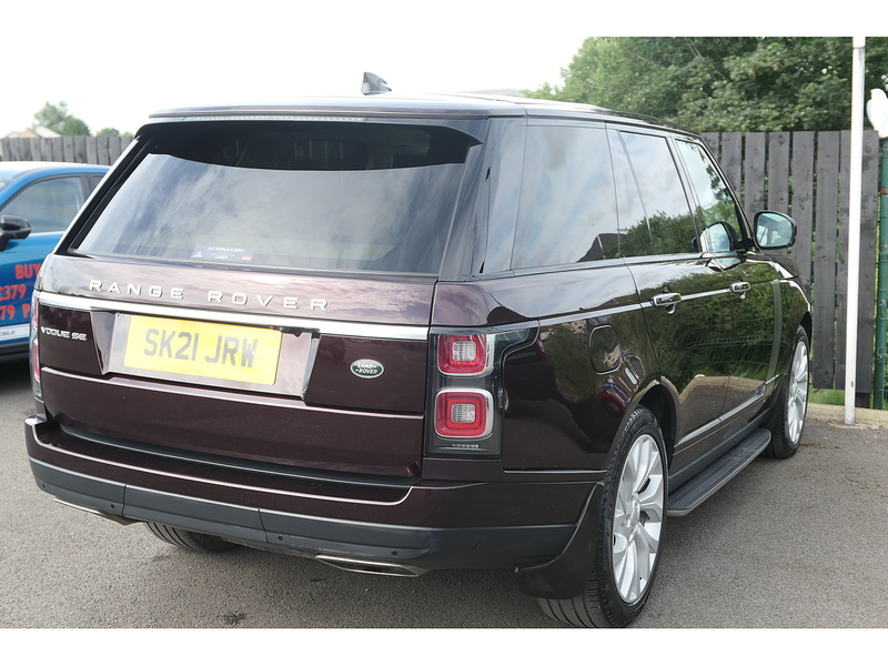 Land Rover 3.0 D300 MHEV Vogue SE SUV 5dr Diesel Auto 4WD Euro 6 (s/s) (300 ps)