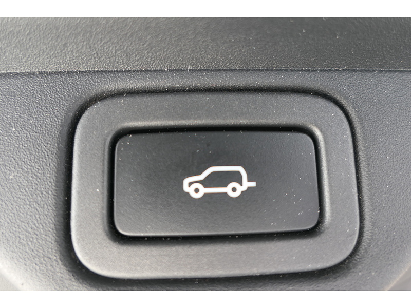 Land Rover 3.0 D300 MHEV Vogue SE SUV 5dr Diesel Auto 4WD Euro 6 (s/s) (300 ps)