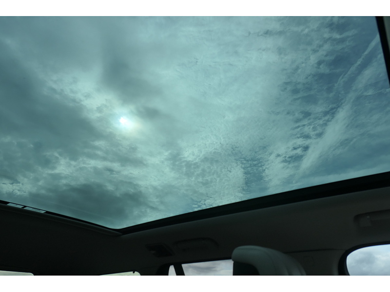 Land Rover 3.0 D300 MHEV Vogue SE SUV 5dr Diesel Auto 4WD Euro 6 (s/s) (300 ps)