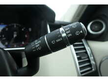 Land Rover Range Rover D300 MHEV Vogue SE 