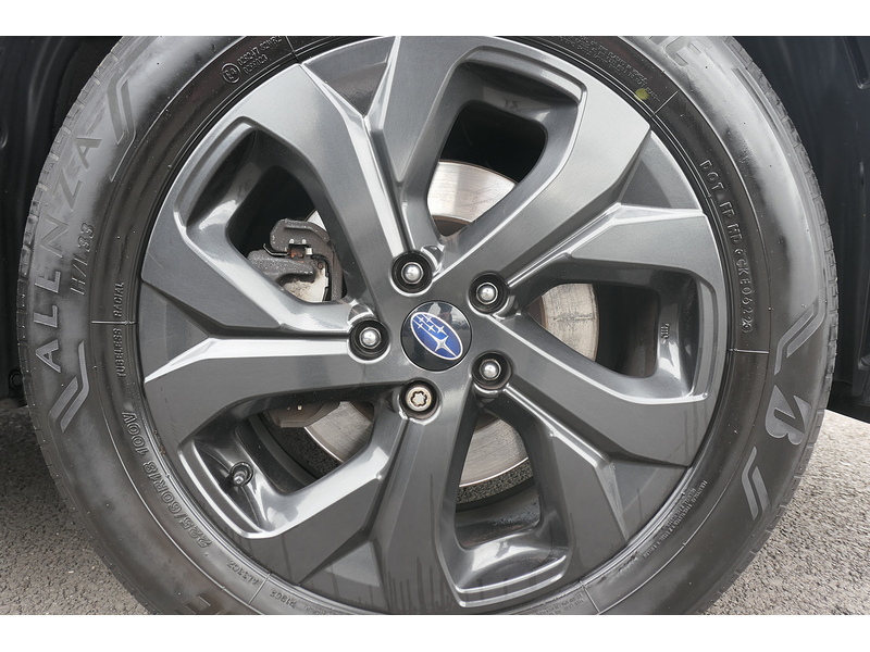 Subaru 2.5i Field Estate 5dr Petrol Lineartronic 4WD Euro 6 (s/s) (169 ps)