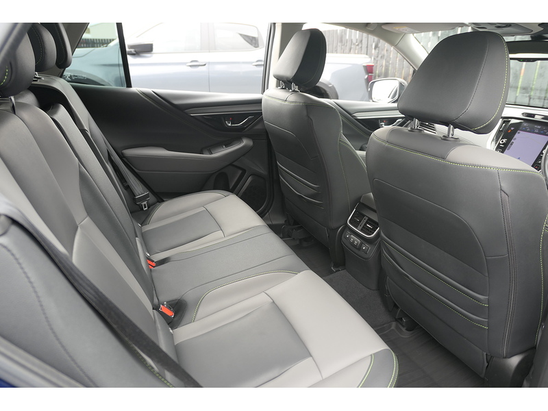 Subaru 2.5i Field Estate 5dr Petrol Lineartronic 4WD Euro 6 (s/s) (169 ps)