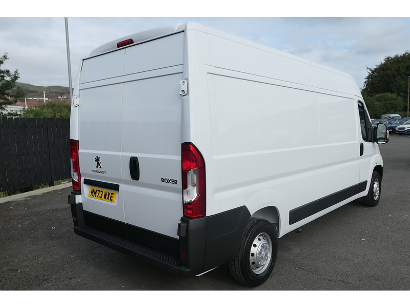 Peugeot 2.2 BlueHDi 335 Professional Premium + Panel Van 5dr Diesel Manual L3 High Roof Euro 6 (s/s) (140 ps)