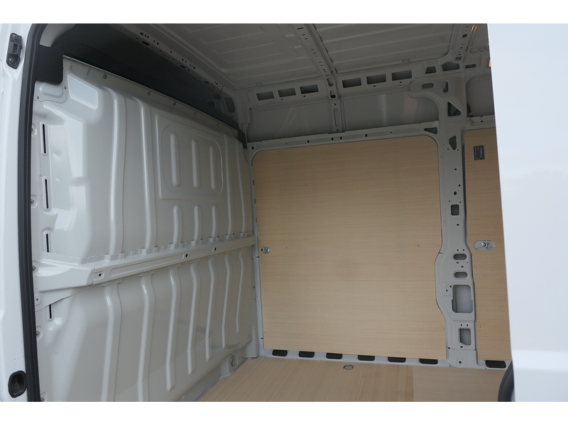 Peugeot 2.2 BlueHDi 335 Professional Premium + Panel Van 5dr Diesel Manual L3 High Roof Euro 6 (s/s) (140 ps)