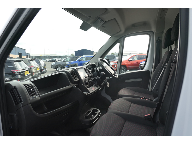 Peugeot 2.2 BlueHDi 335 Professional Premium + Panel Van 5dr Diesel Manual L3 High Roof Euro 6 (s/s) (140 ps)