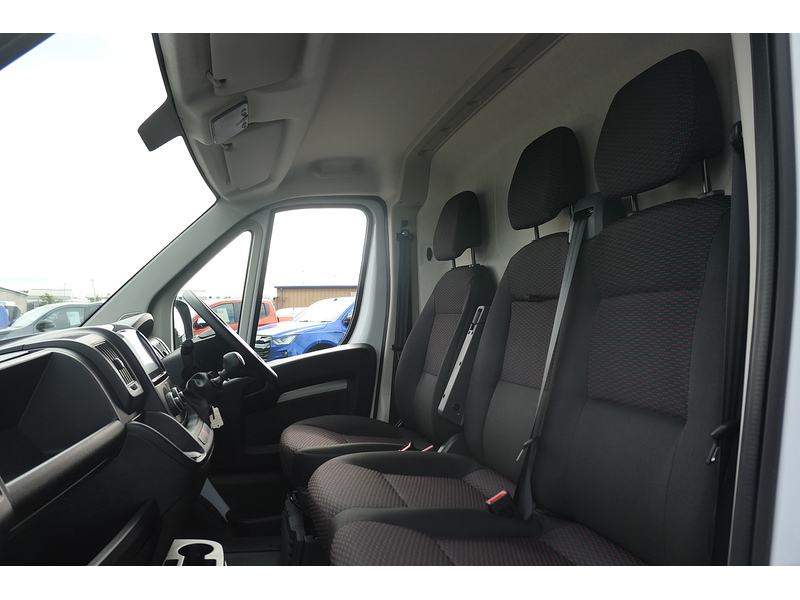 Peugeot 2.2 BlueHDi 335 Professional Premium + Panel Van 5dr Diesel Manual L3 High Roof Euro 6 (s/s) (140 ps)