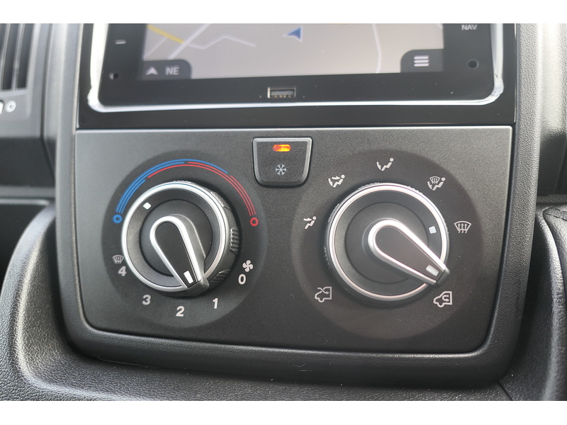 Peugeot 2.2 BlueHDi 335 Professional Premium + Panel Van 5dr Diesel Manual L3 High Roof Euro 6 (s/s) (140 ps)