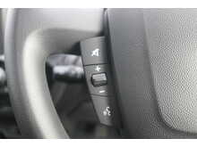 Peugeot Boxer BlueHDi 335 Professional Premium + 