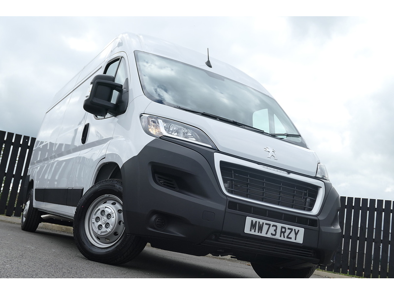 Peugeot 2.2 BlueHDi 335 Professional Premium + Panel Van 5dr Diesel Manual L3 High Roof Euro 6 (s/s) (140 ps)