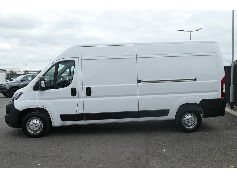 Peugeot 2.2 BlueHDi 335 Professional Premium + Panel Van 5dr Diesel Manual L3 High Roof Euro 6 (s/s) (140 ps)