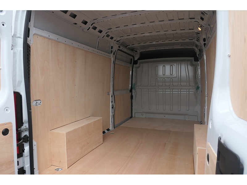 Peugeot 2.2 BlueHDi 335 Professional Premium + Panel Van 5dr Diesel Manual L3 High Roof Euro 6 (s/s) (140 ps)
