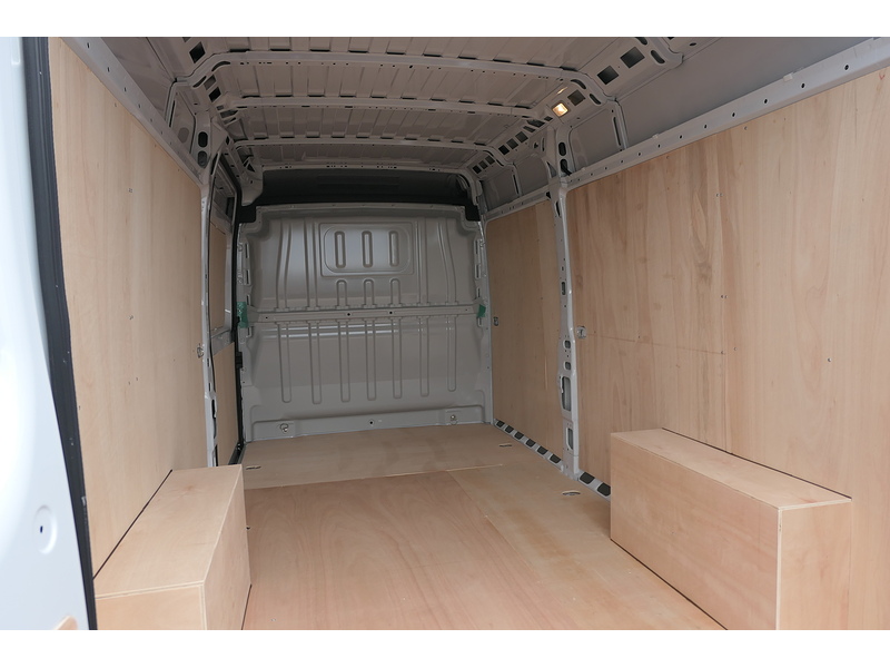 Peugeot 2.2 BlueHDi 335 Professional Premium + Panel Van 5dr Diesel Manual L3 High Roof Euro 6 (s/s) (140 ps)