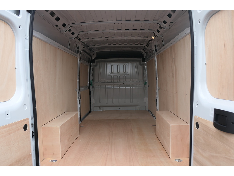 Peugeot 2.2 BlueHDi 335 Professional Premium + Panel Van 5dr Diesel Manual L3 High Roof Euro 6 (s/s) (140 ps)
