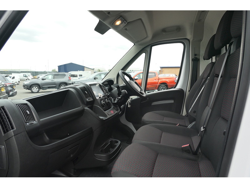 Peugeot 2.2 BlueHDi 335 Professional Premium + Panel Van 5dr Diesel Manual L3 High Roof Euro 6 (s/s) (140 ps)