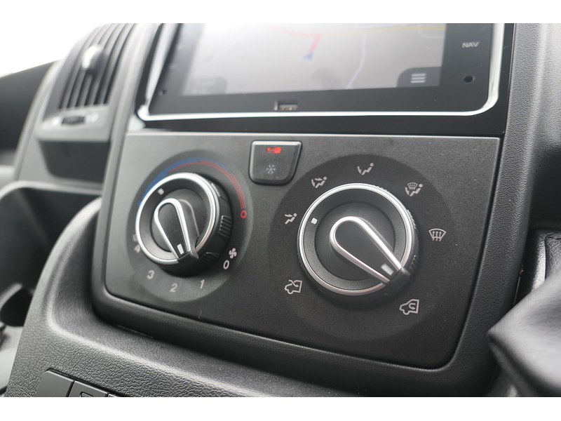 Peugeot 2.2 BlueHDi 335 Professional Premium + Panel Van 5dr Diesel Manual L3 High Roof Euro 6 (s/s) (140 ps)