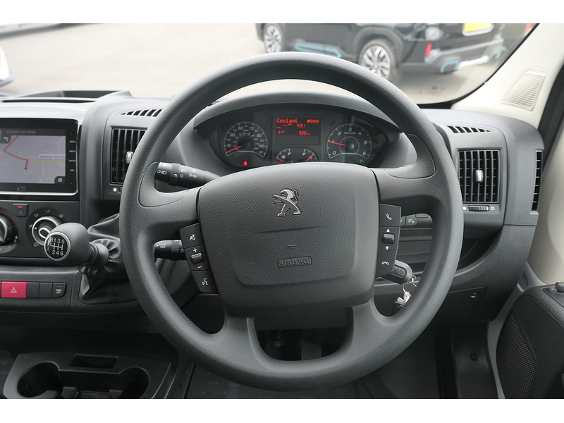 Peugeot 2.2 BlueHDi 335 Professional Premium + Panel Van 5dr Diesel Manual L3 High Roof Euro 6 (s/s) (140 ps)