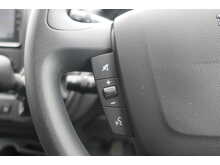 Peugeot Boxer BlueHDi 335 Professional Premium + 