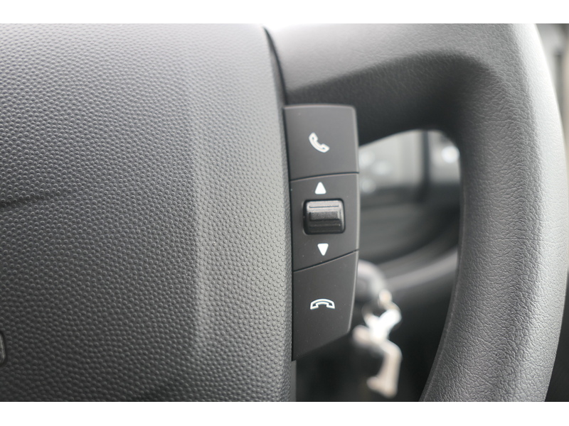 Peugeot 2.2 BlueHDi 335 Professional Premium + Panel Van 5dr Diesel Manual L3 High Roof Euro 6 (s/s) (140 ps)