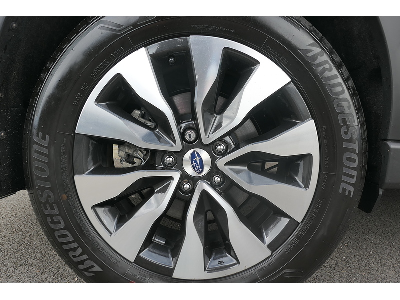 Subaru 2.5i Touring Estate 5dr Petrol Lineartronic 4WD Euro 6 (s/s) (169 ps)