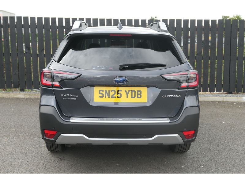 Subaru 2.5i Touring Estate 5dr Petrol Lineartronic 4WD Euro 6 (s/s) (169 ps)