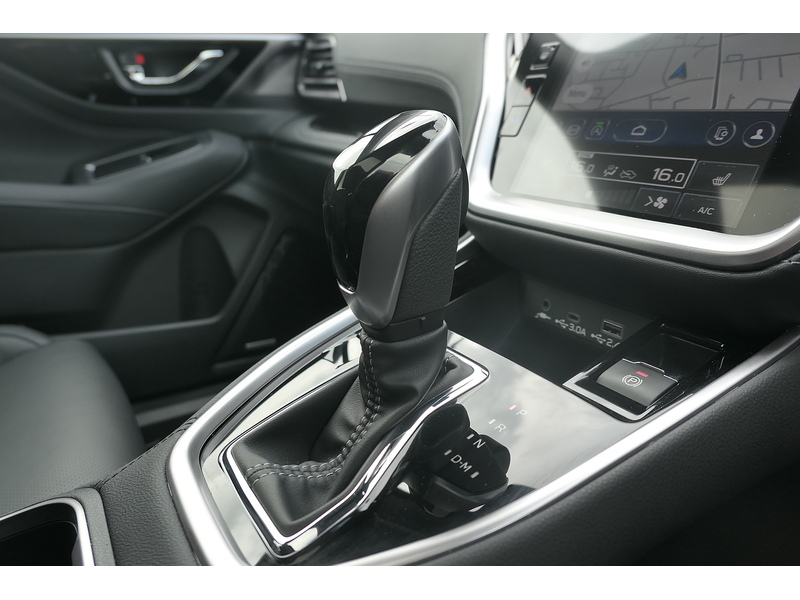 Subaru 2.5i Touring Estate 5dr Petrol Lineartronic 4WD Euro 6 (s/s) (169 ps)