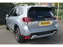 Subaru Forester i e-Boxer XE Premium 