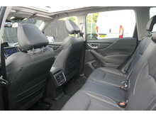 Subaru Forester i e-Boxer XE Premium 