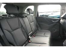 Subaru Forester i e-Boxer XE Premium 