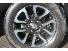 Toyota Hilux D-4D Invincible X 